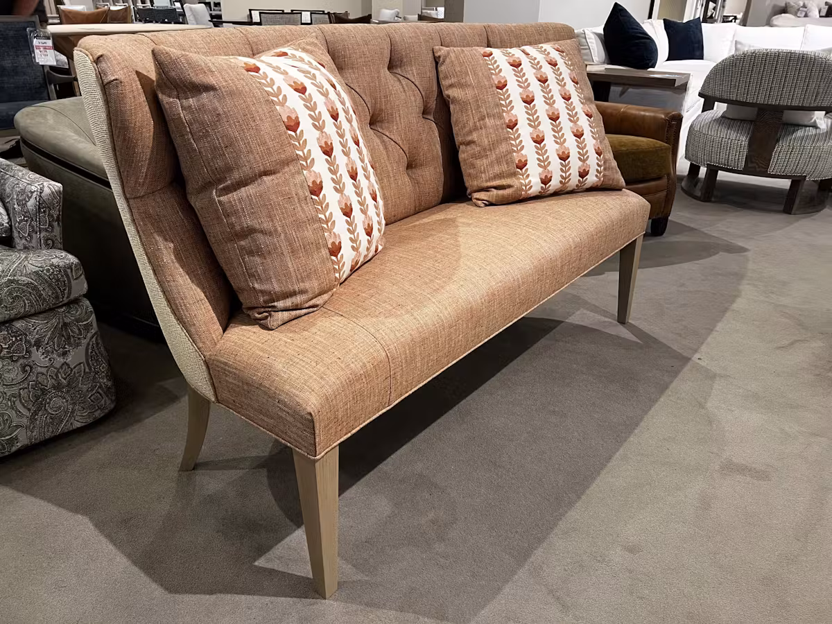 Jessica Charles 1756/10669 Matilda Settee Jessica Charles 1756/10669 Matilda Settee