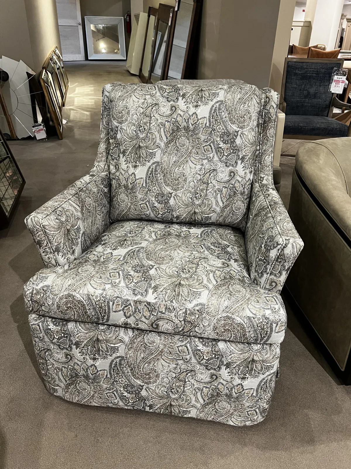 Jessica Charles 135-SR/10811 Harriet Swivel Rocker Jessica Charles 135-SR/10811 Harriet Swivel Rocker
