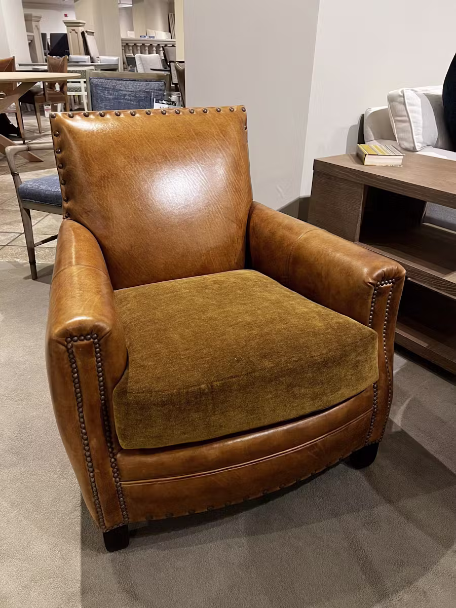 Hancock and Moore 5331/00325 Tightmore Chair Hancock and Moore 5331/00325 Tightmore Chair