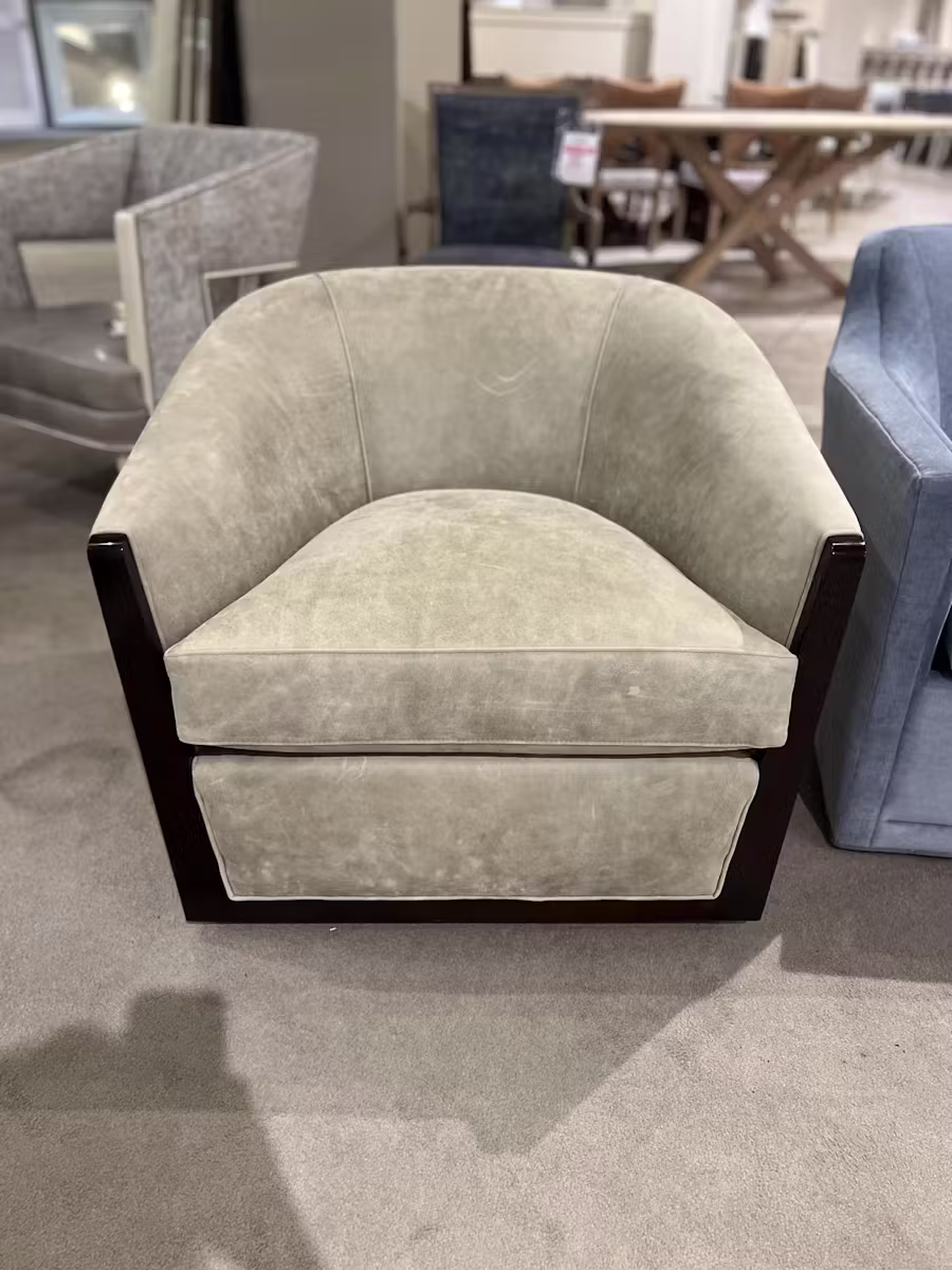 Hancock and Moore 6951-S Peninsula Swivel Chair Hancock and Moore 6951-S Peninsula Swivel Chair