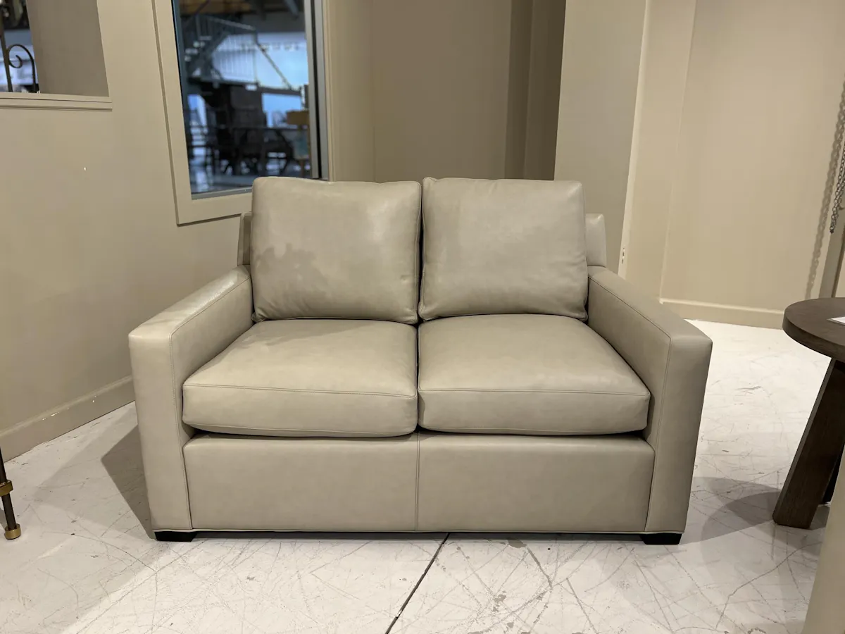 Hancock and Moore E6869-2-BIS/ Lawson Loveseat Hancock and Moore E6869-2-BIS/ Lawson Loveseat