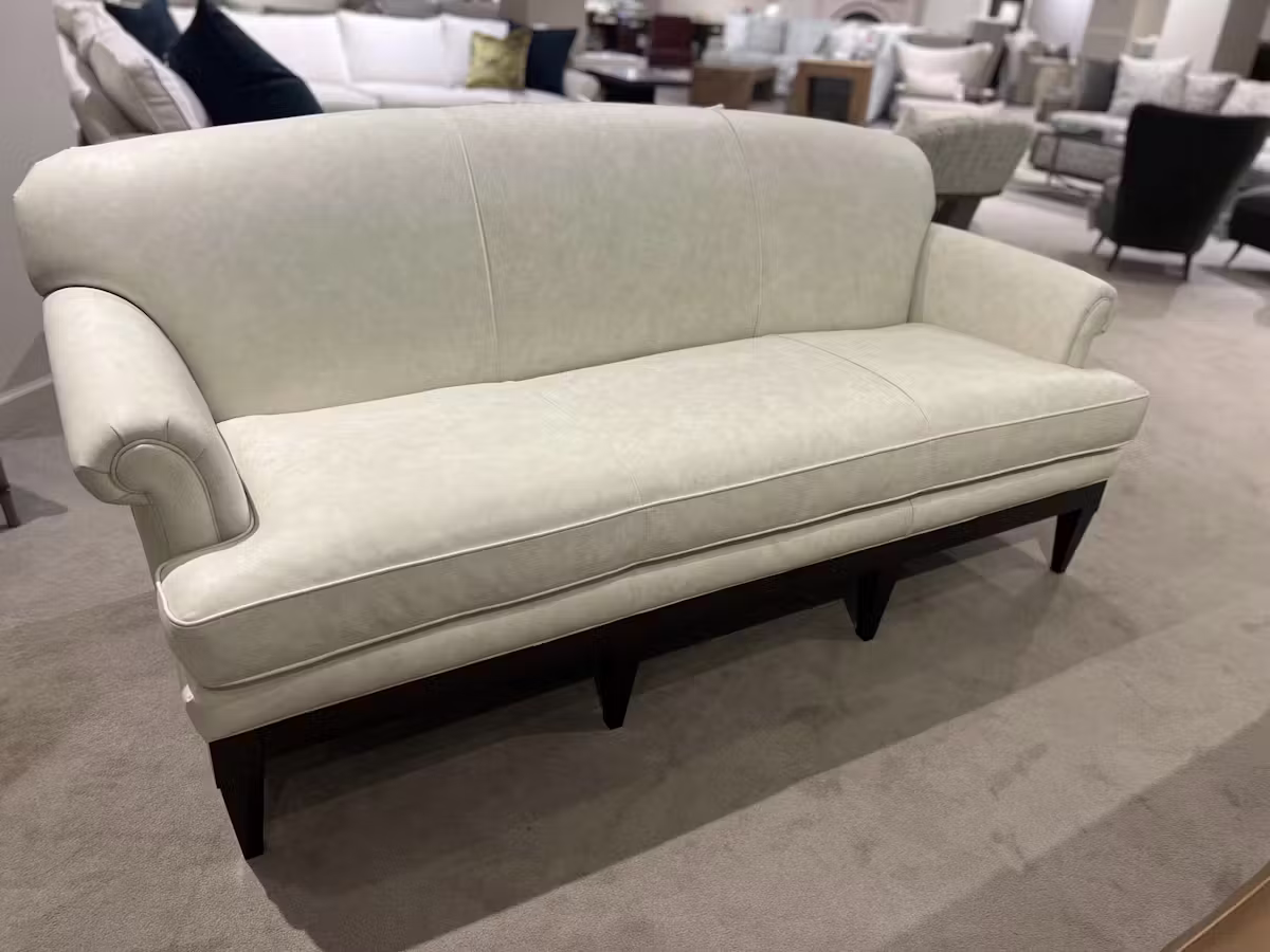 Hancock and Moore CJ6826-3 / Julia Sofa Hancock and Moore CJ6826-3 / Julia Sofa