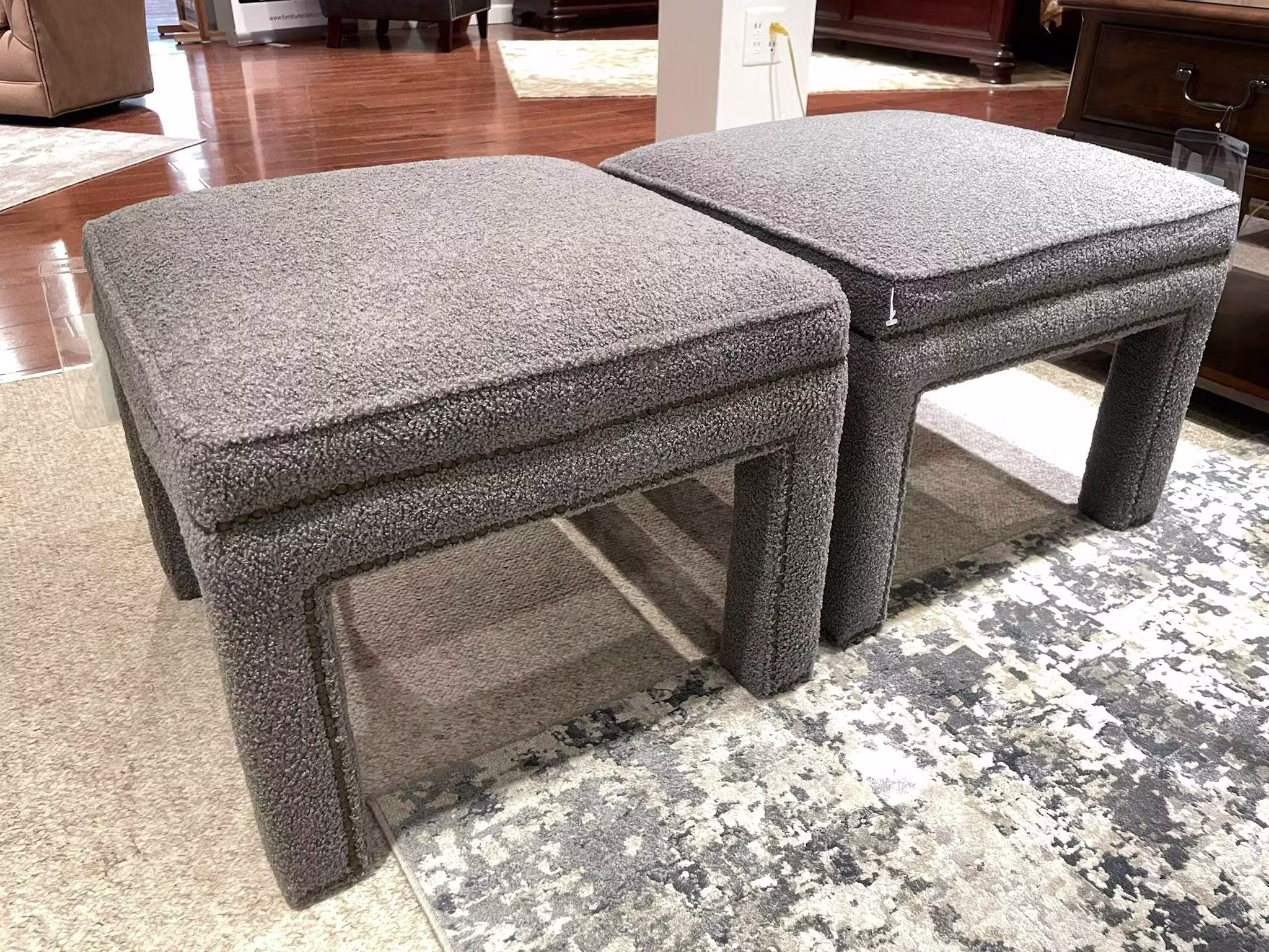 Kincaid Furniture 148-03 Pair of Larson Bunching Ottomans