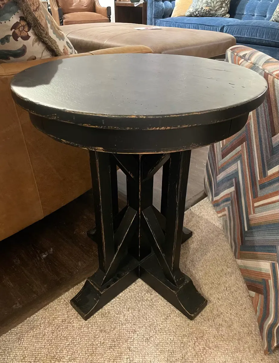 Kincaid 860-916A Round End Table Kincaid 860-916A Round End Table