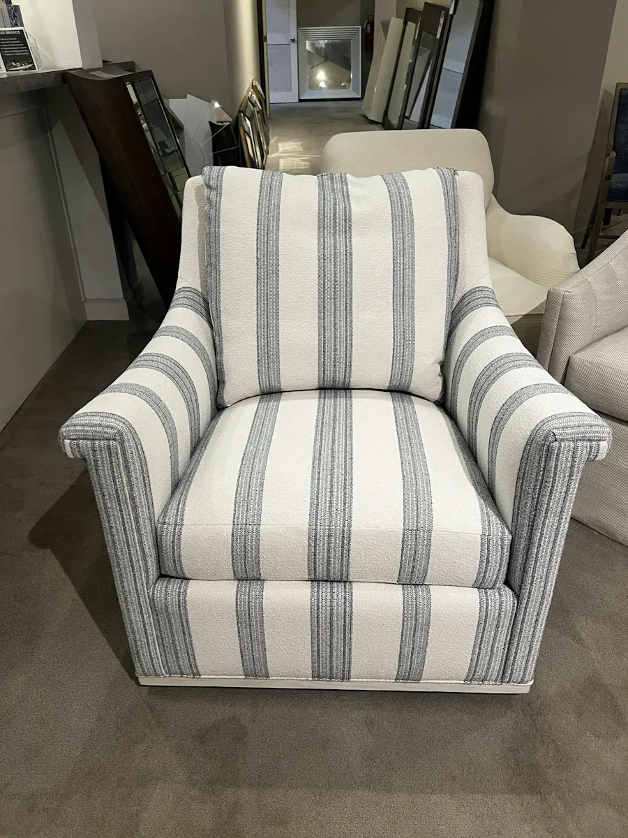 Hickory Chair HC9509-SW280 Jules Swivel Chair Hickory Chair HC9509-SW280 Jules Swivel Chair