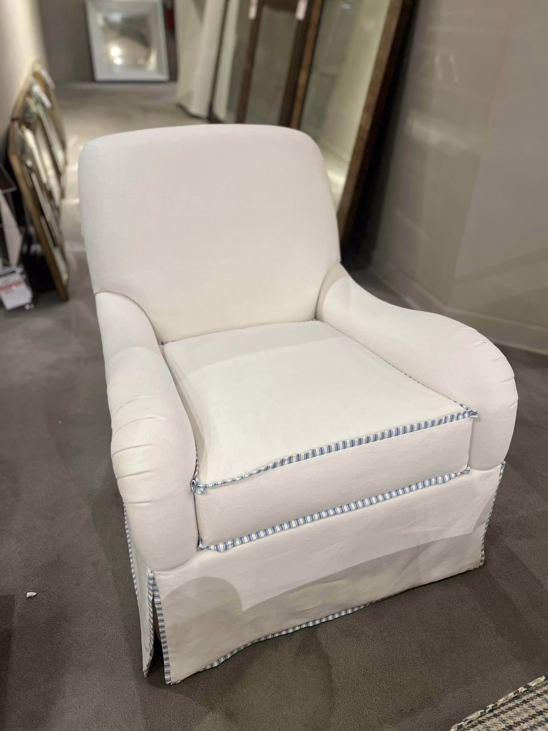 Hickory Chair HC1601-27290 Emory Swivel Chair at Factory Outlets by Hickory Park