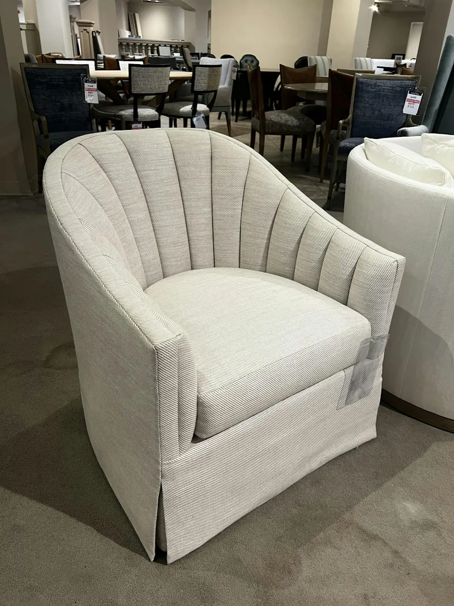Hickory Chair HC7230-27S Ferris Skirted Swivel Chair Hickory Chair HC7230-27S Ferris Skirted Swivel Chair