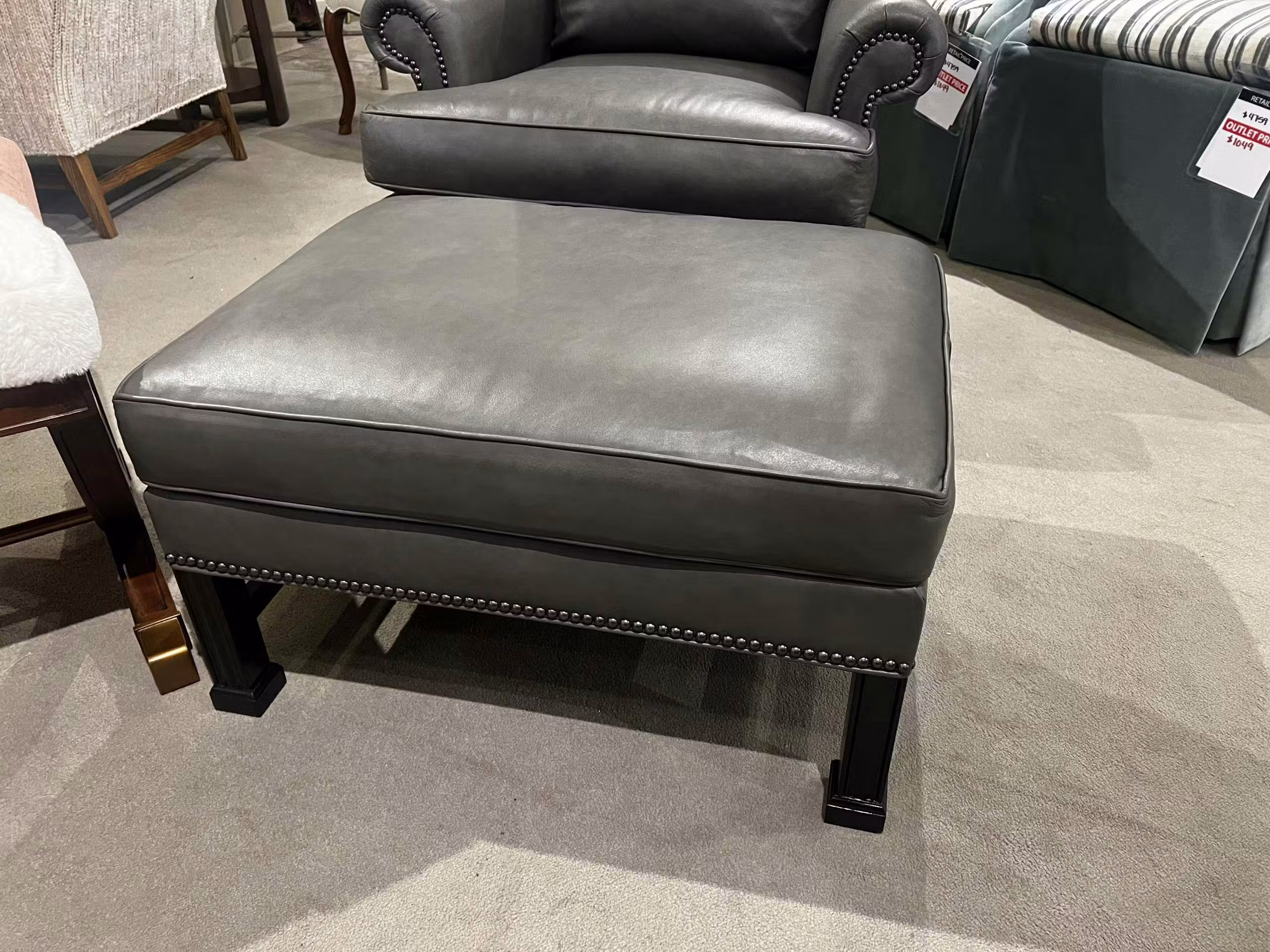 Hickory Chair HC1756-89 Marlborough Ottoman