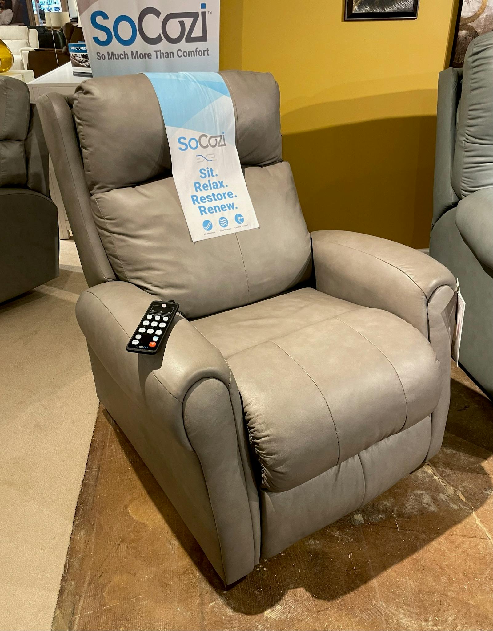 Southern Motion 607495P Saturn Recliner