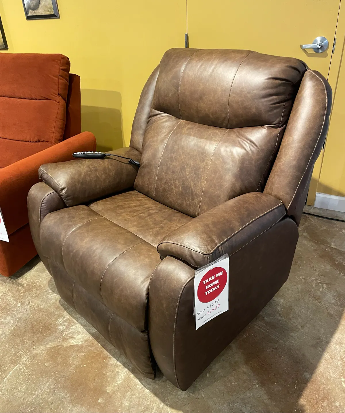 Southern Motion 624095P Hercules Wall Hugger Recliner Southern Motion 624095P Hercules Wall Hugger Recliner