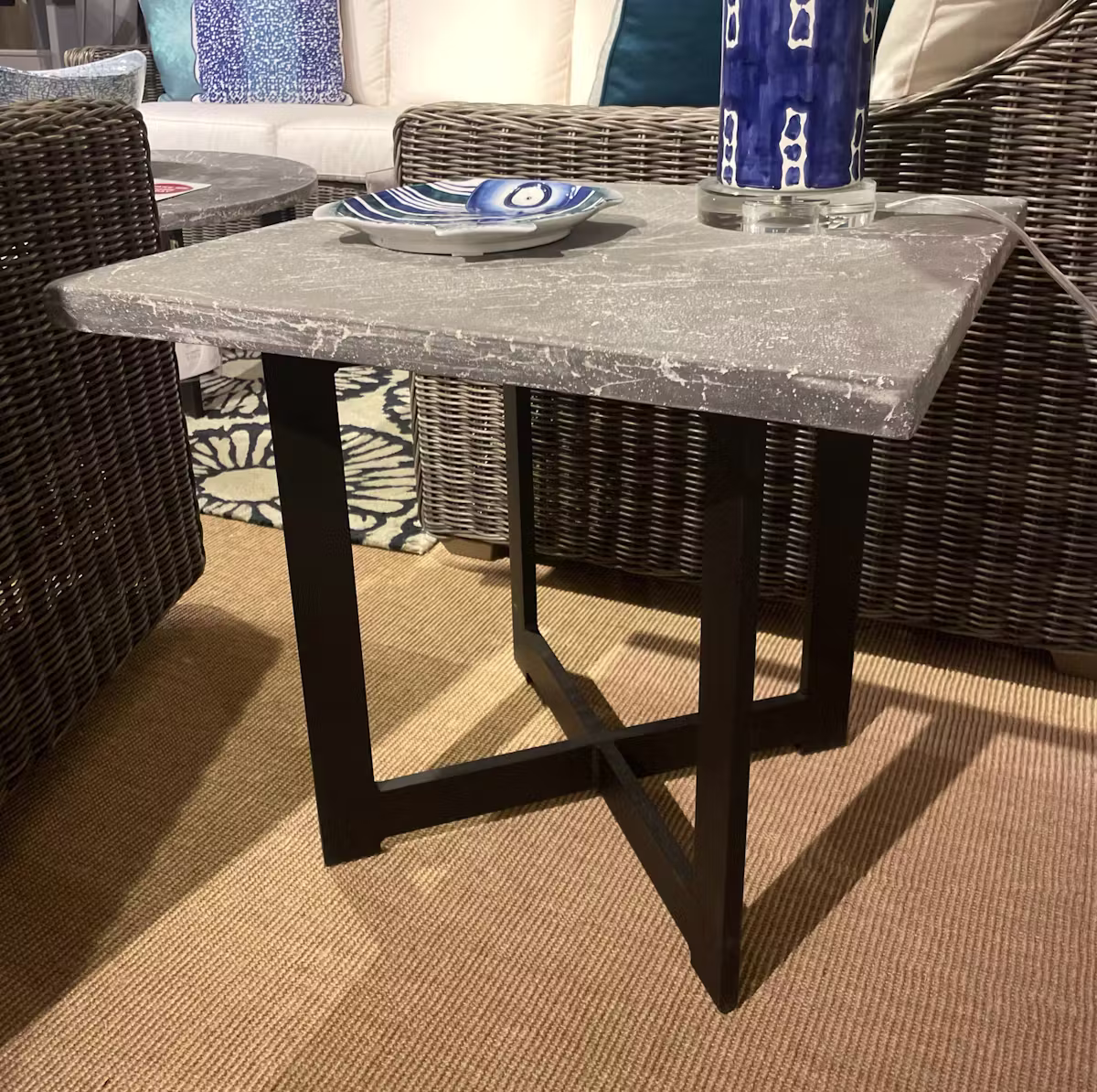 Lane Venture 459-03 Foley Cocktail and End Table Lane Venture 459-03 Foley Cocktail and End Table