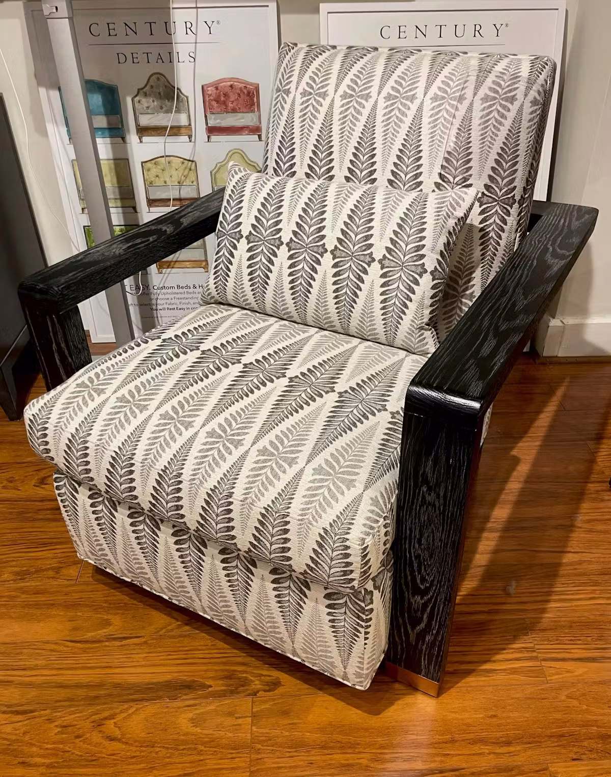 Century 11-2142 Otto Chair Century 11-2142 Otto Chair