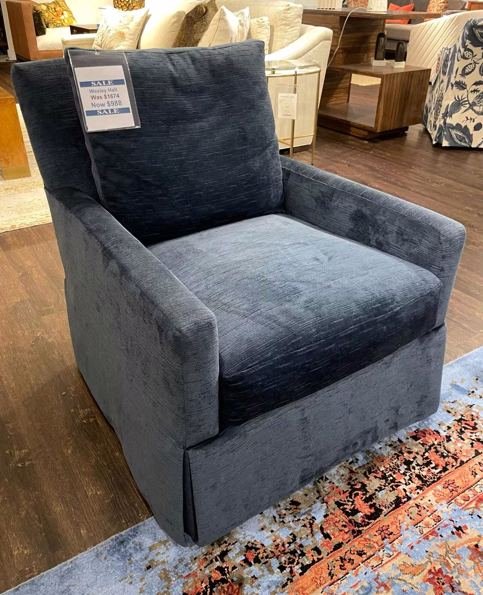 Wesley Hall 679 Fowler Chair