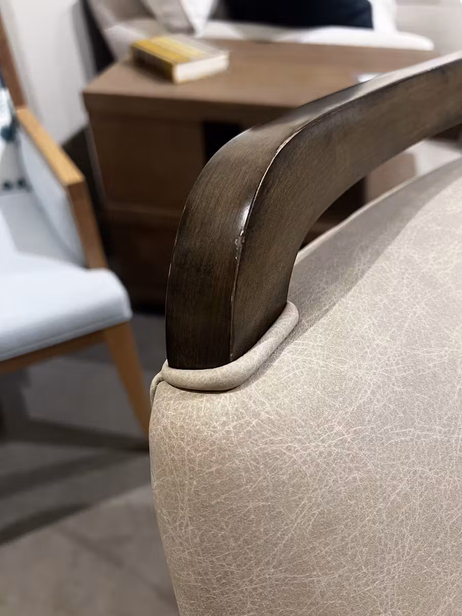 Hancock and Moore 6977-1/905 Barnsley Game Chair Hancock and Moore 6977-1/905 Barnsley Game Chair