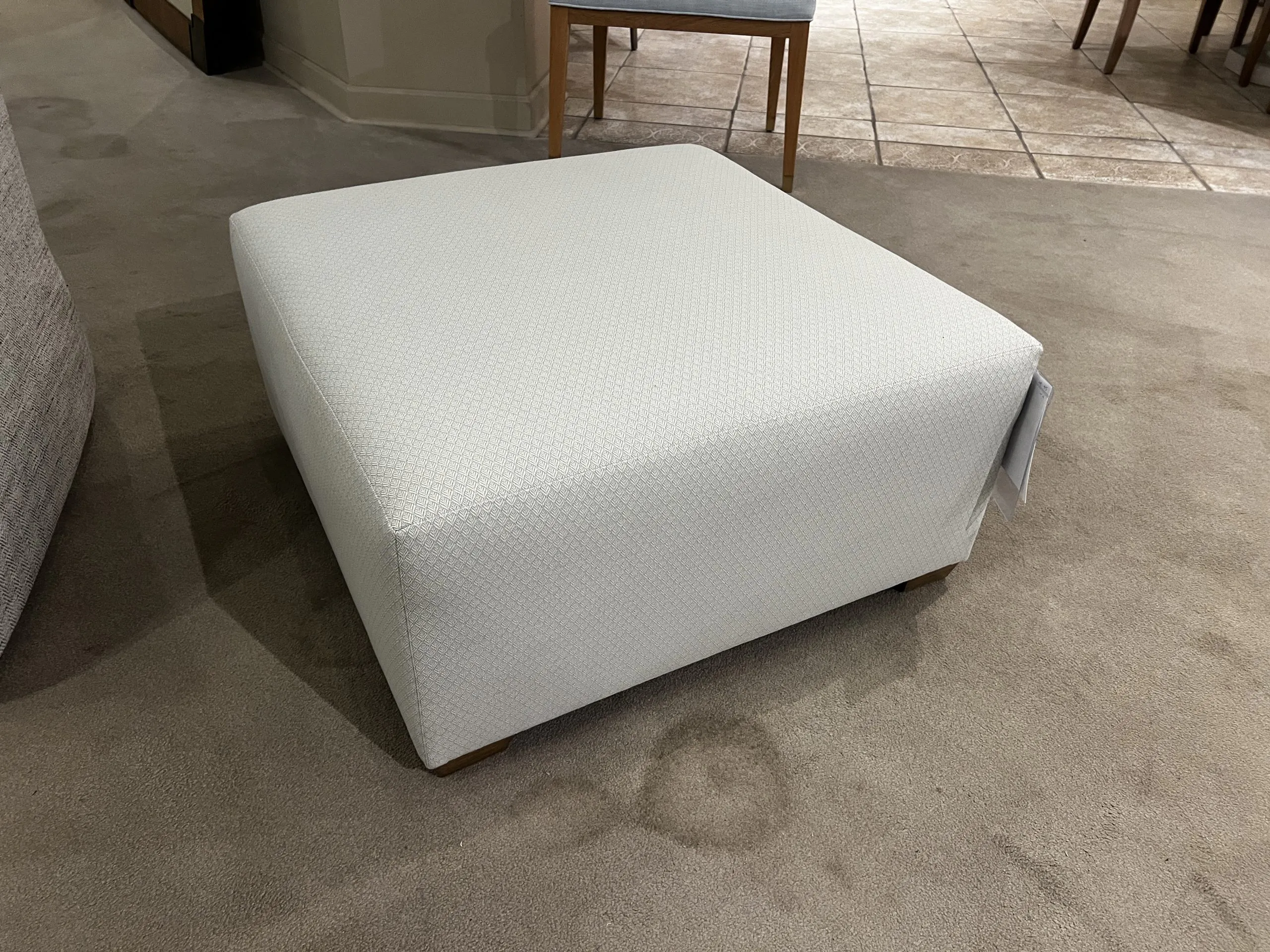 Jessica Charles 893/ 10368 Baldwin Ottoman