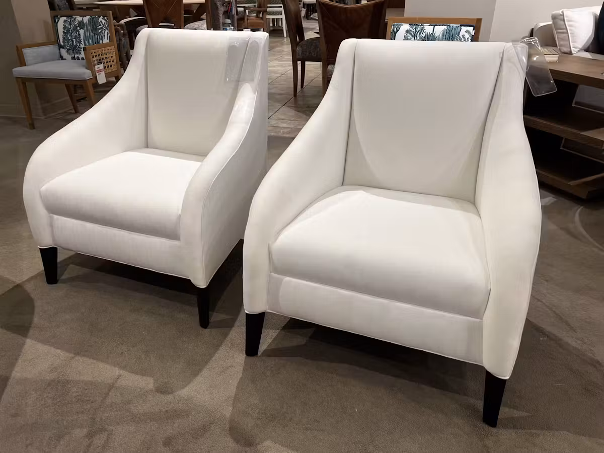 Hancock and Moore 4749/00310,00311 Emerge Lounge Chair Hancock and Moore 4749/00310,00311 Emerge Lounge Chair