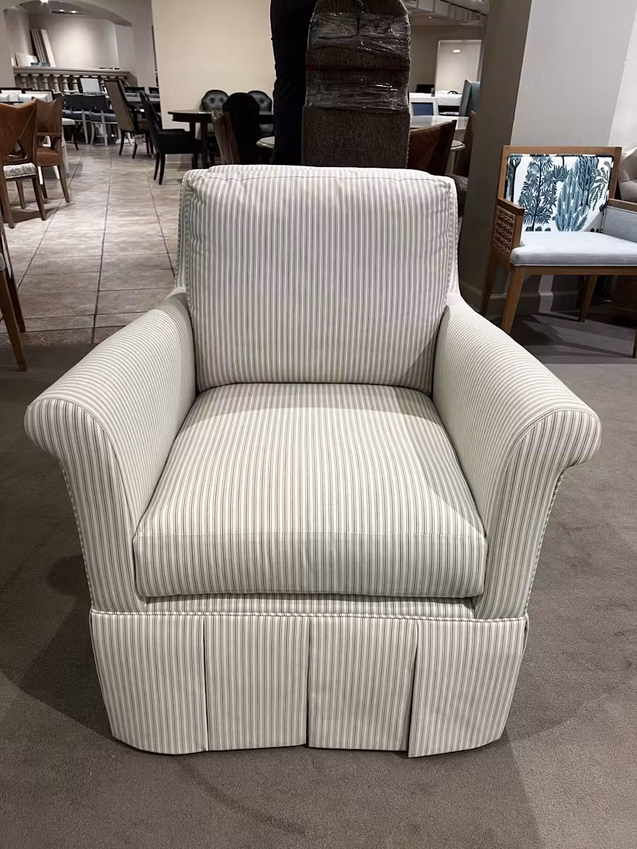 Jessica Charles 1790C/10369 Ensemble Skirted Chair Jessica Charles 1790C/10369 Ensemble Skirted Chair