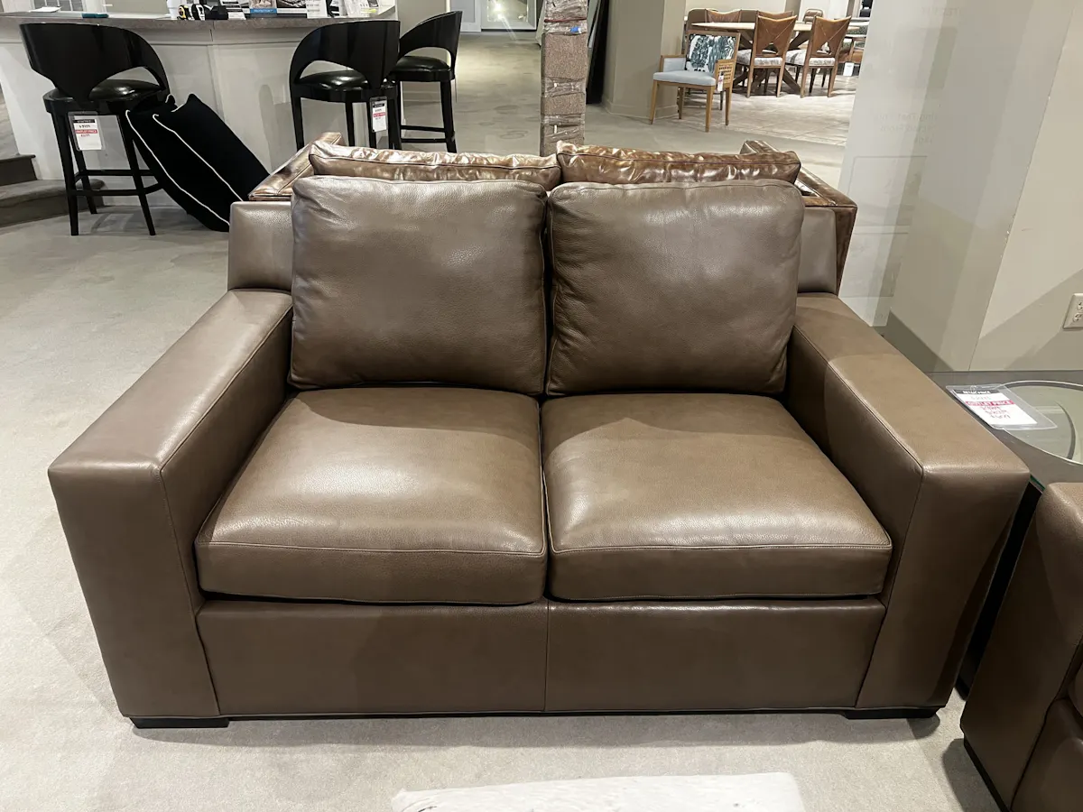 Hancock and Moore E6870-2-TRU/ Octavius Loveseat Hancock and Moore E6870-2-TRU/ Octavius Loveseat