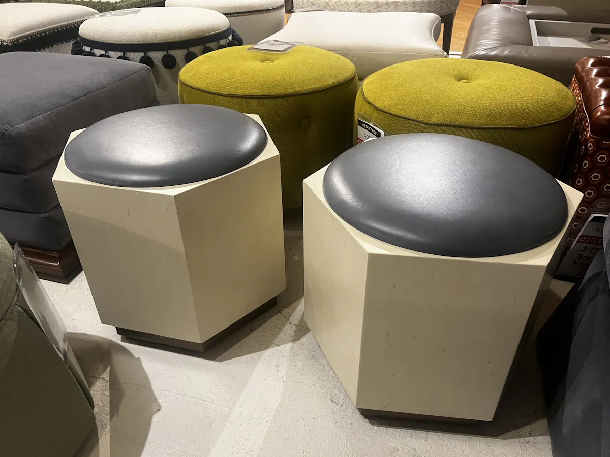 Hancock and Moore CJ6824/01150,01151 Hezekiah Stool Hancock and Moore CJ6824/01150,01151 Hezekiah Stool