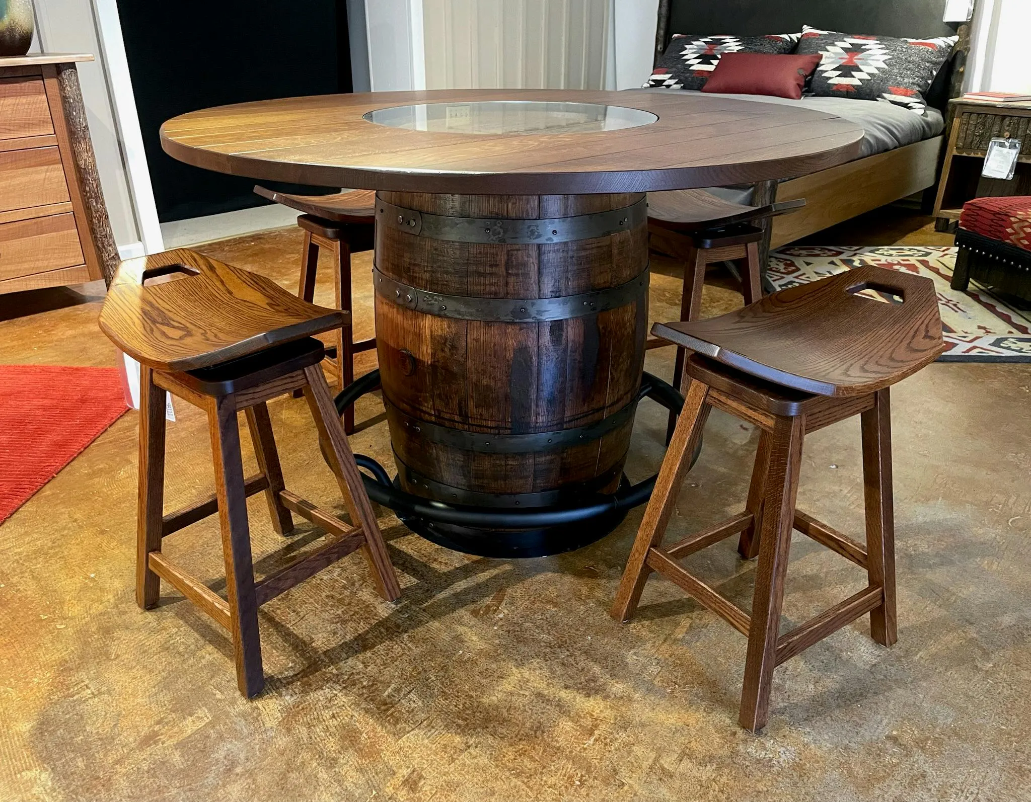 Still Fork 11BRL5454SL Jack Daniels Barrell Table with 4 Stools
