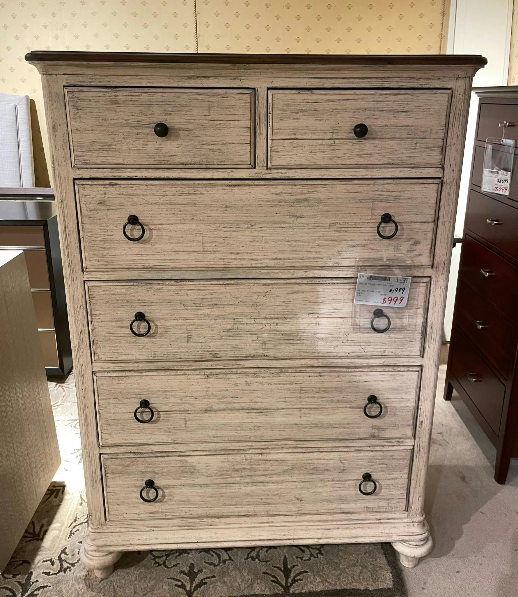 Kincaid 75-105 Hamilton Chest