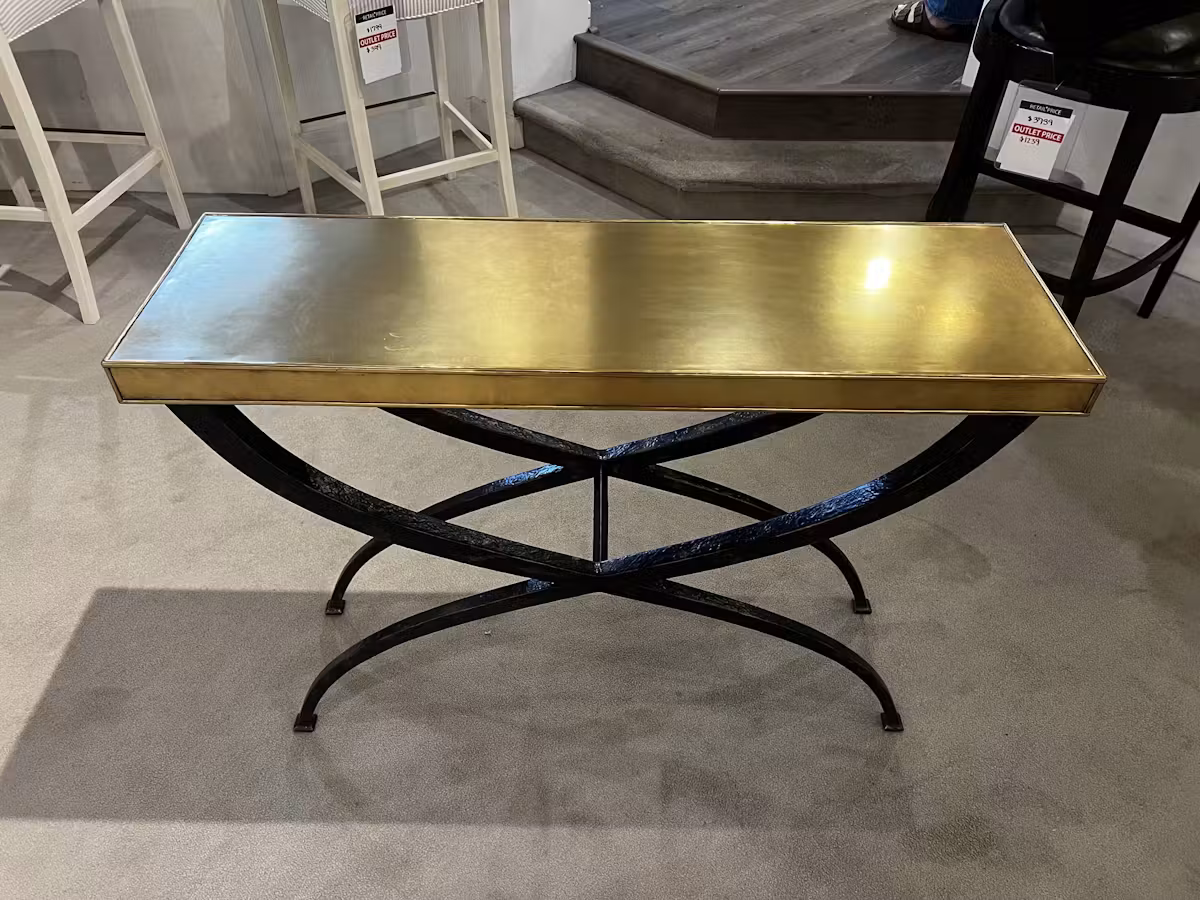 Century CEA-722-V1 Legancy Console Table Century CEA-722-V1 Legancy Console Table