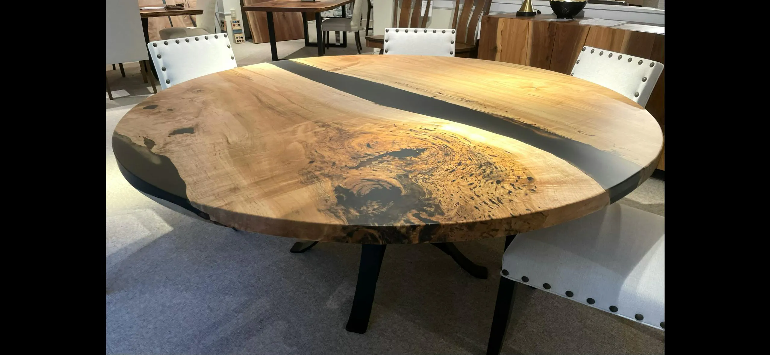 Still Fork MAPLE72 Live Edge Round Dining Table