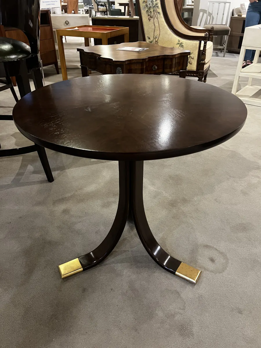 Highland House HH19-711/20 Earl Side Table Highland House HH19-711/20 Earl Side Table