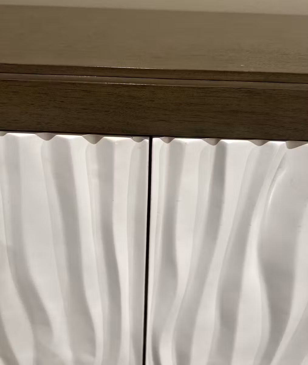 Century B1B-405/280 Russo Credenza Century B1B-405/280 Russo Credenza