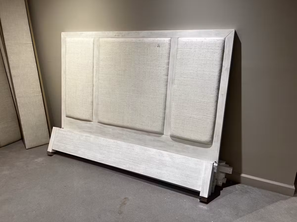 Century CT6002k-CN/ Atlas King Bed Century CT6002k-CN/ Atlas King Bed