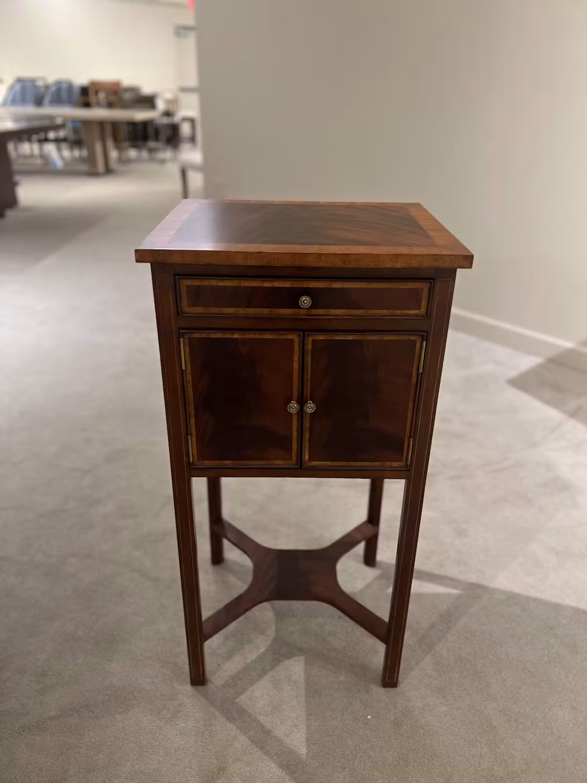 Maitland-Smith 89-1020 Vivian Nightstand Maitland-Smith 89-1020 Vivian Nightstand