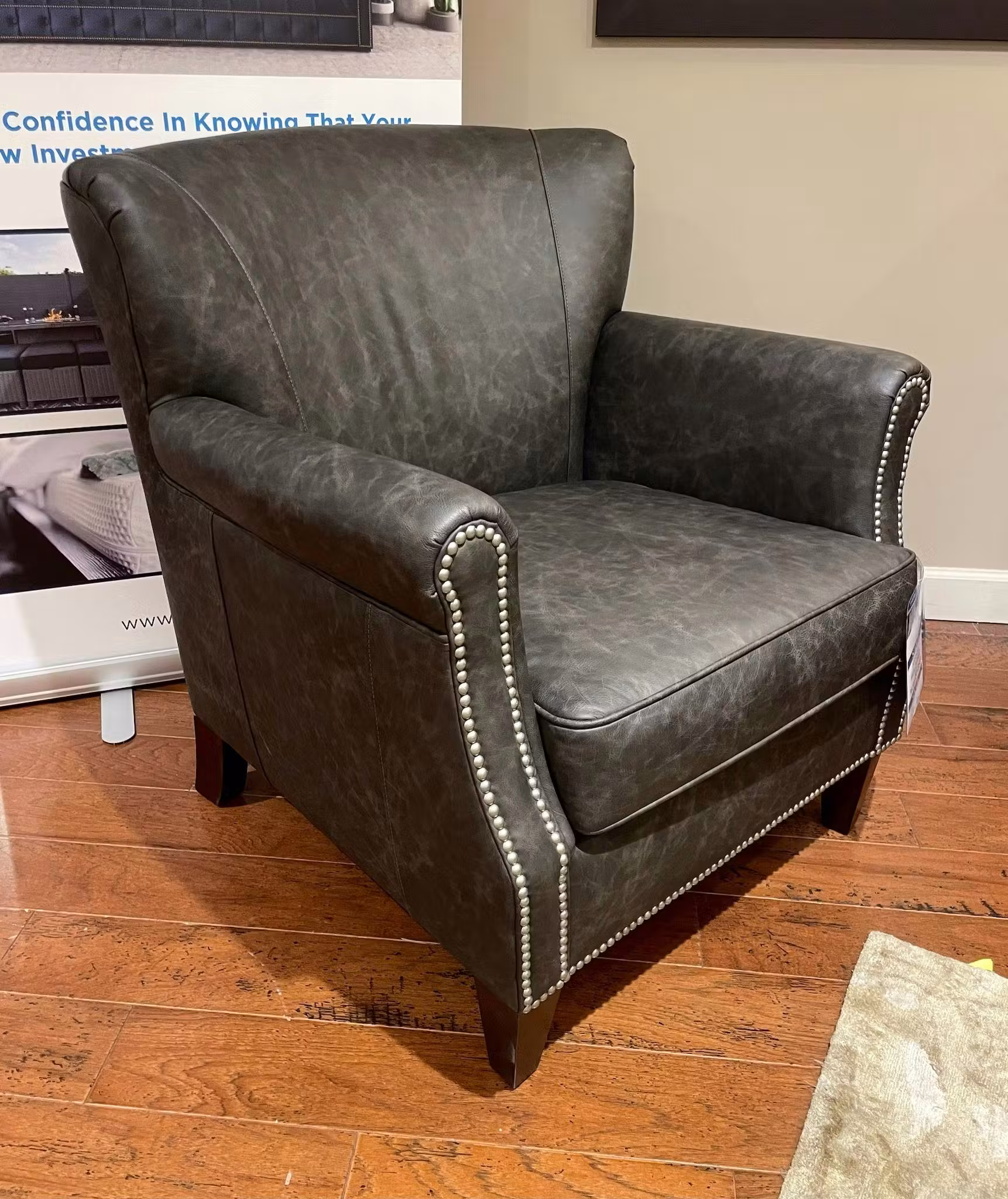 Kincaid Furniture 063-00L Barrett Chair