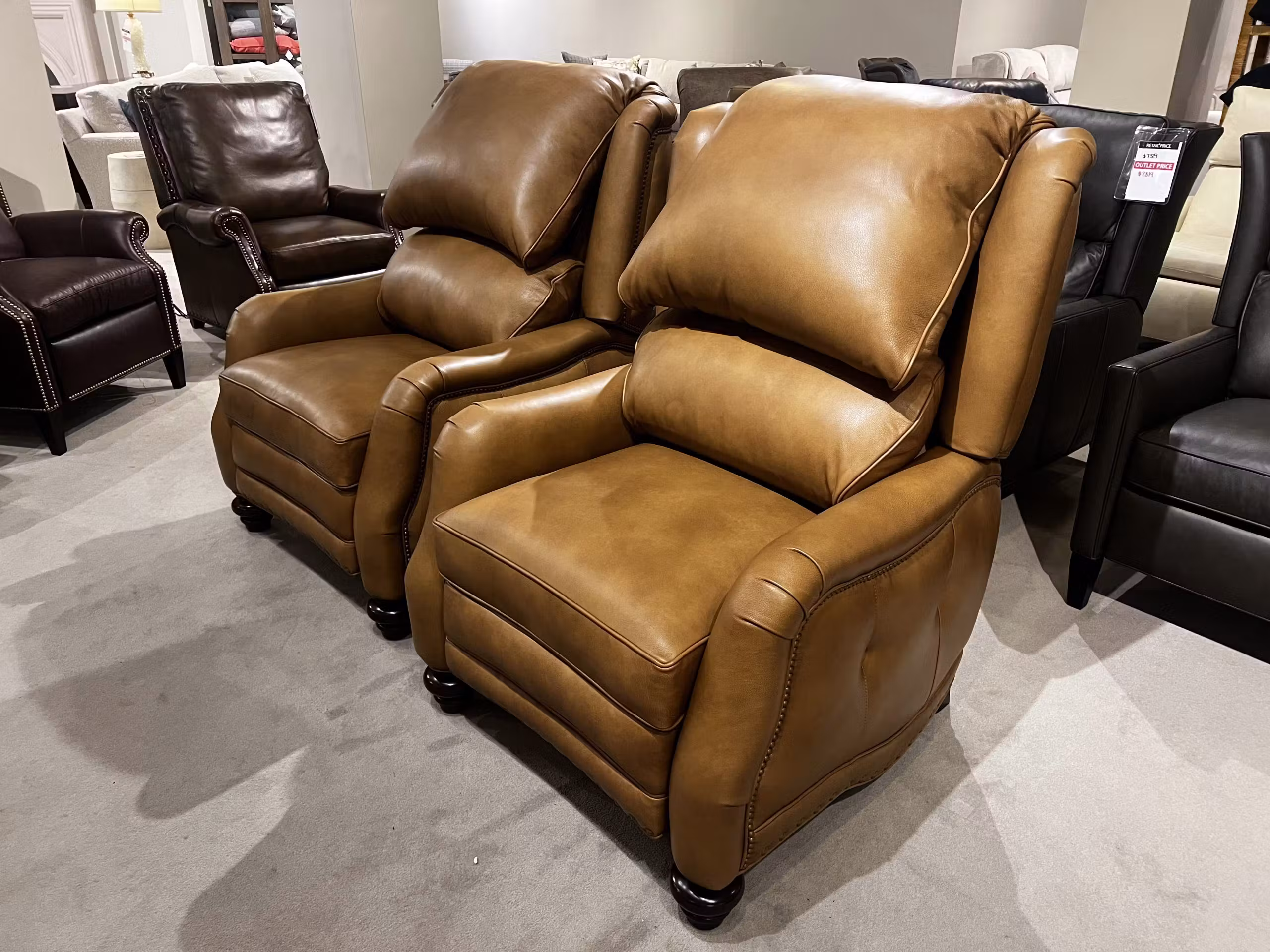 Hancock and Moore 7131/1682,1683 Sundance Recliner