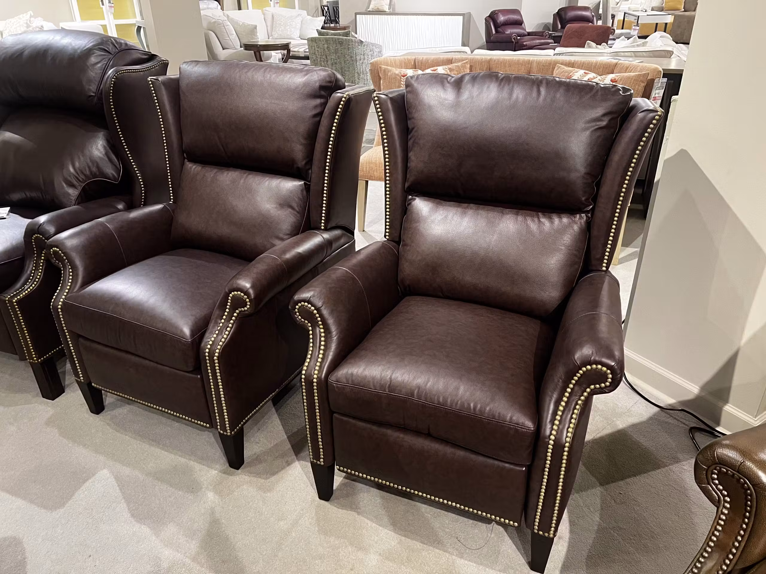 Hancock and Moore 1080/1676,1677 Sami Recliner