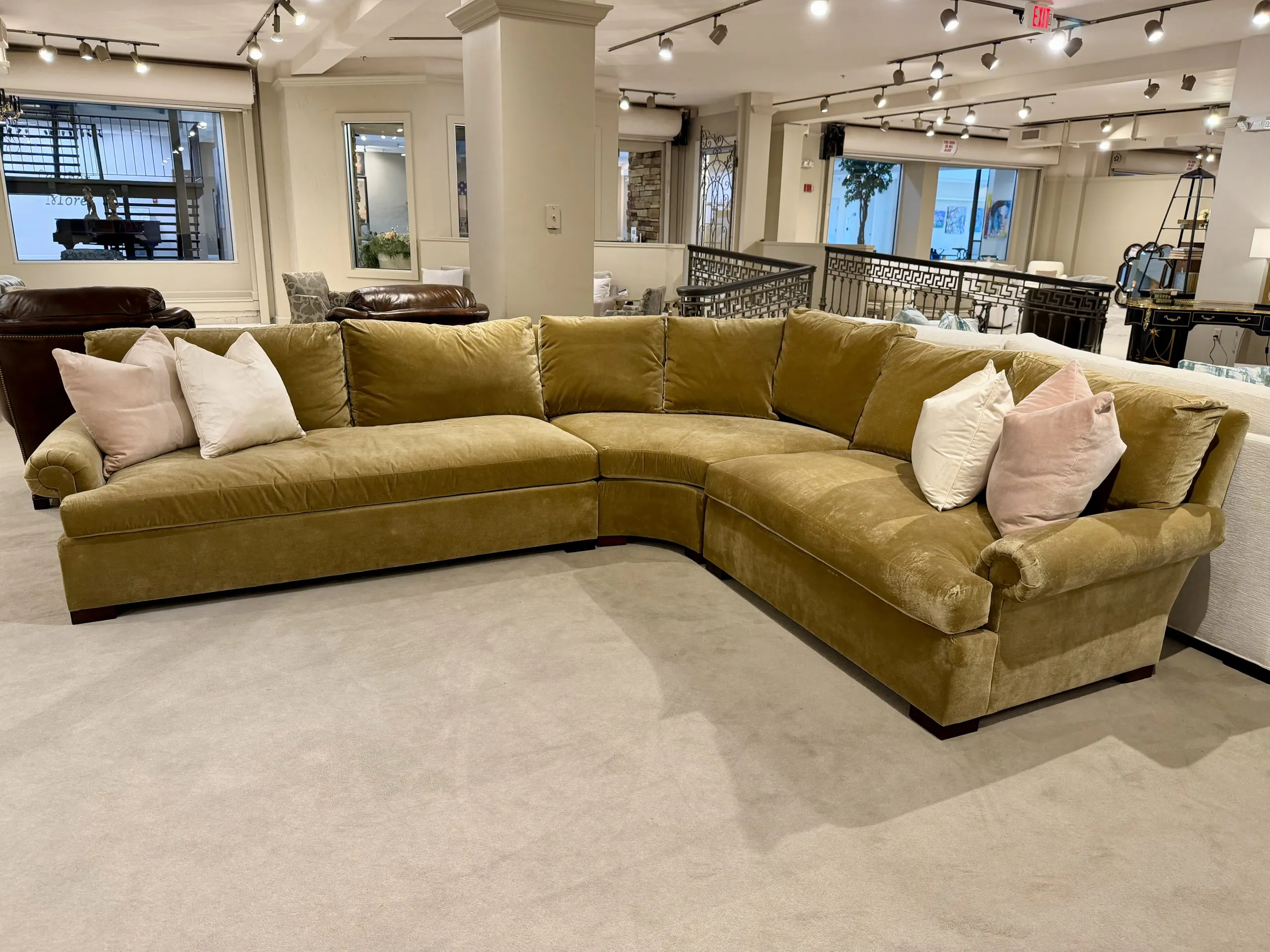 Hickory Chair HC4131,4148,4130 Silhouettes M2M Sectional