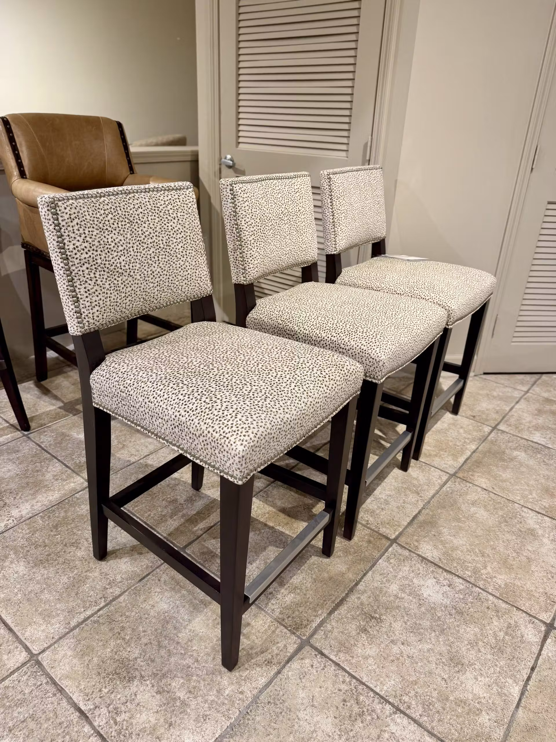 Jessica Charles 103-26/11190-11192 Shaw Counter Stool