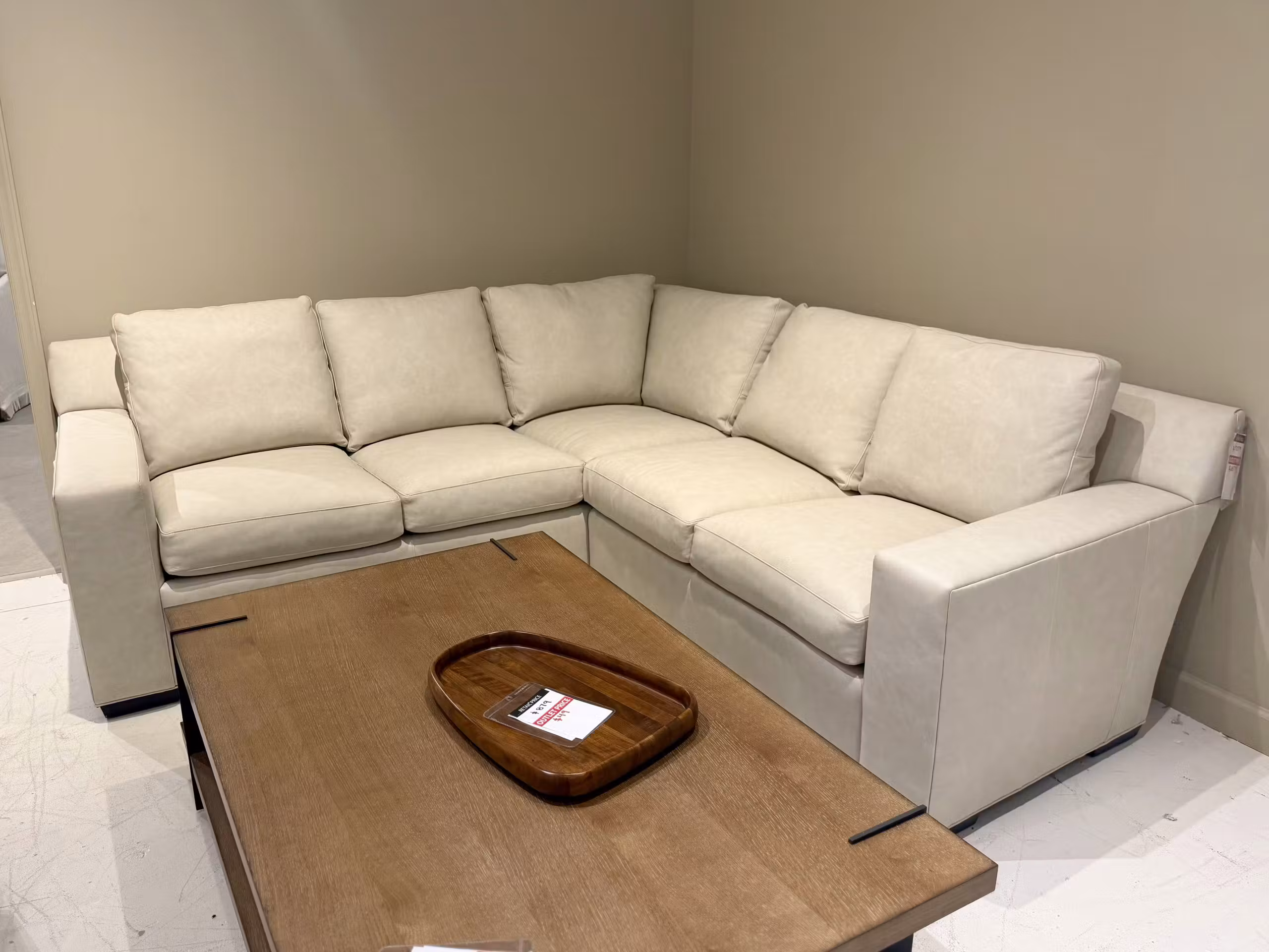 Hancock and Moore H6870-2 Oasis Sectional