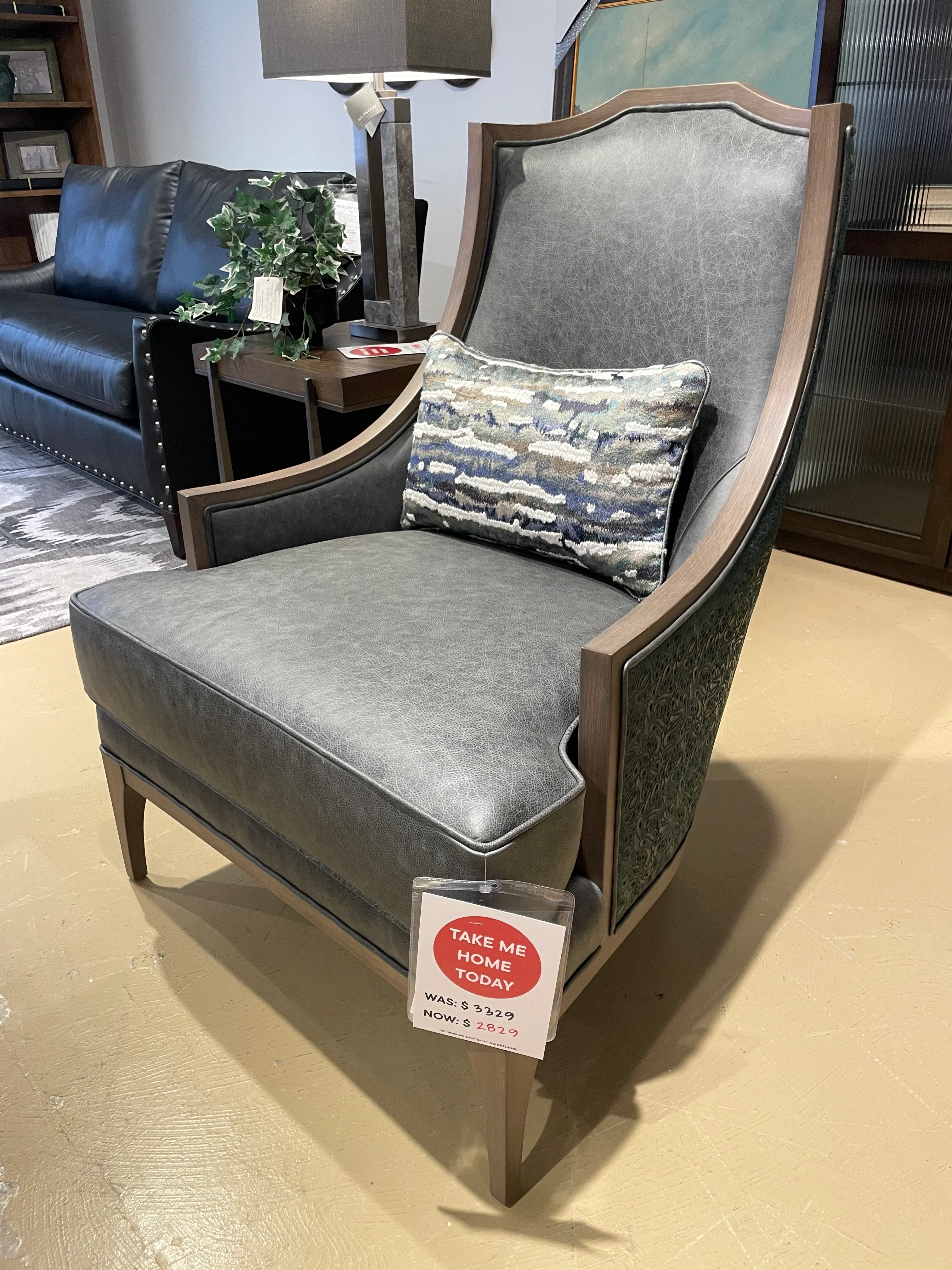 McKinley Leather Furniture 526 Grant Chair 2