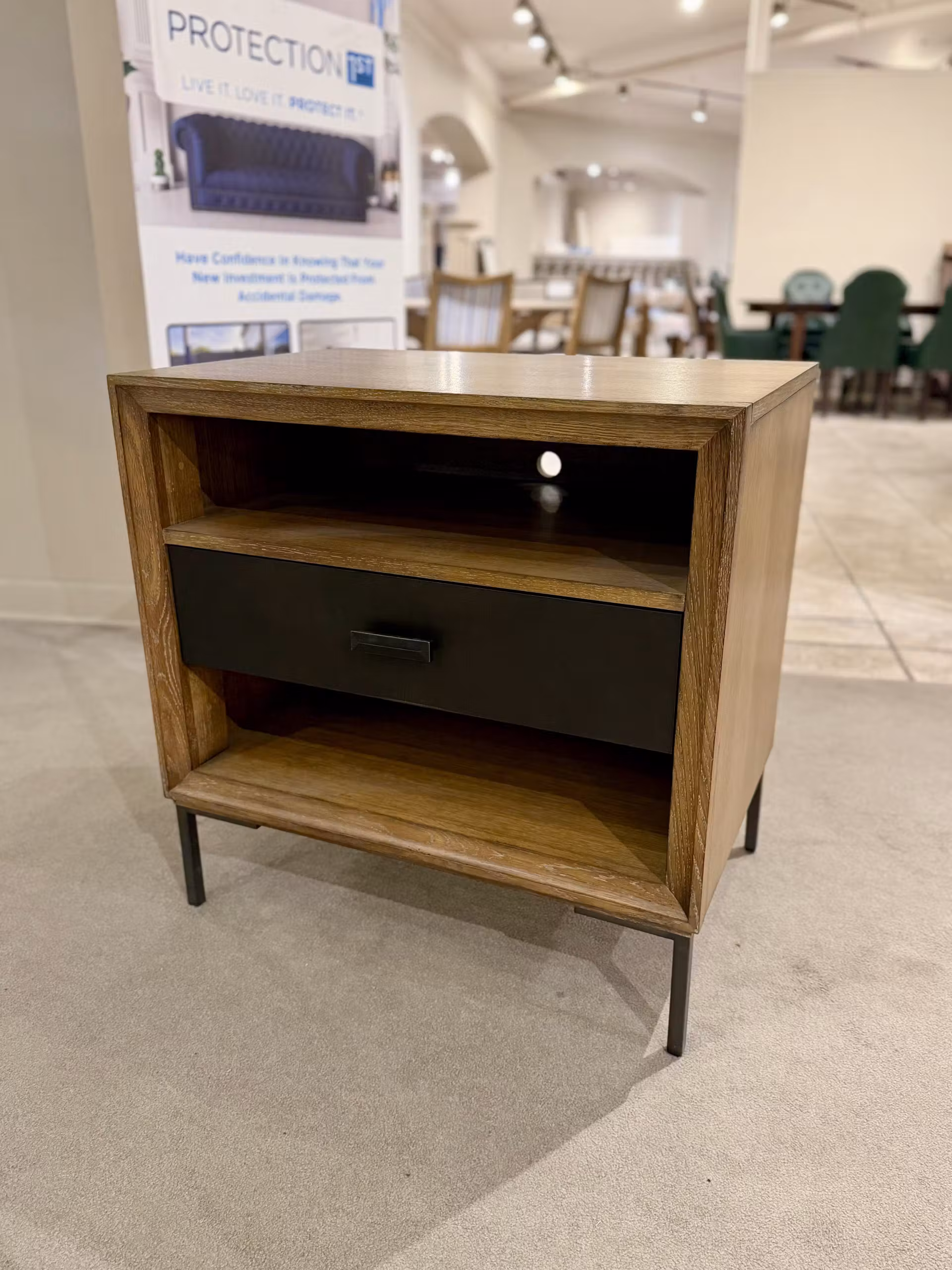 Century CR9-231/140 Details II One Drawer Nightstand
